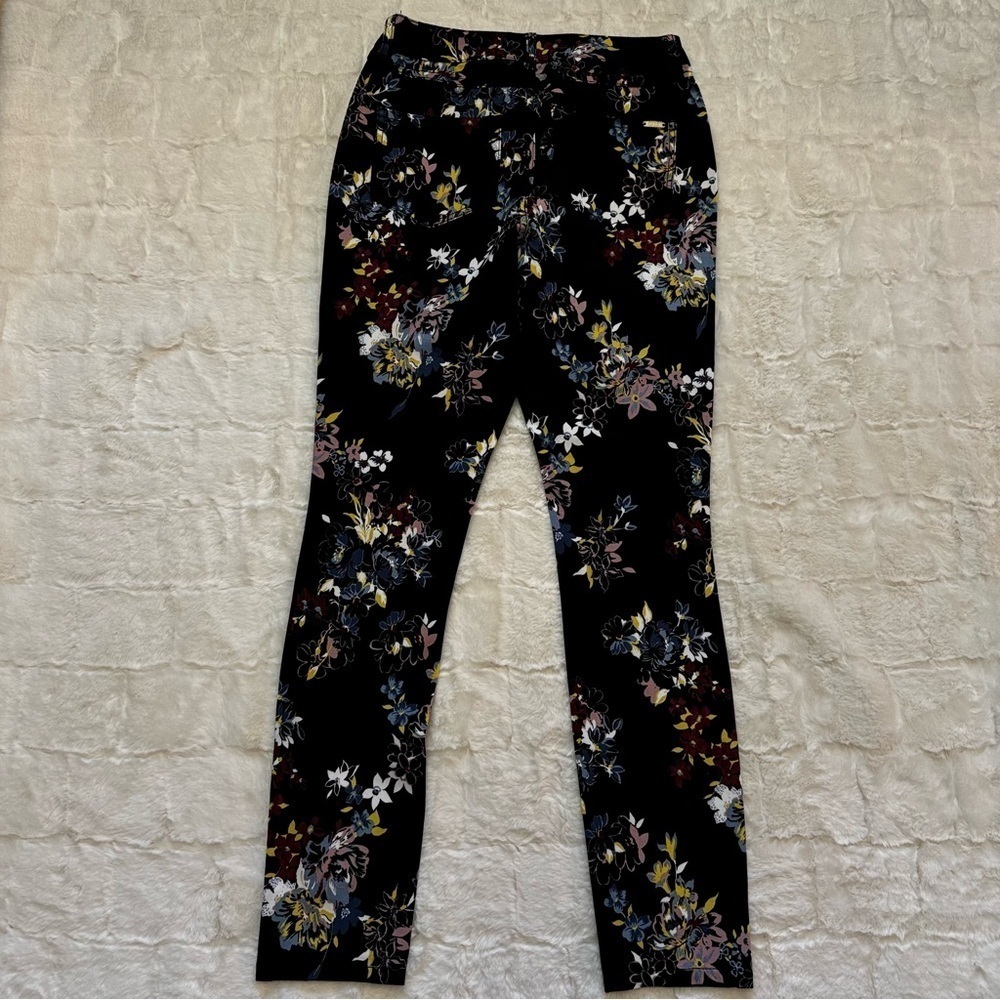 GILI Dual Stretch Colored Denim Ankle Jeggings Jeans Black Floral Size 2 NEW - Picture 8 of 11